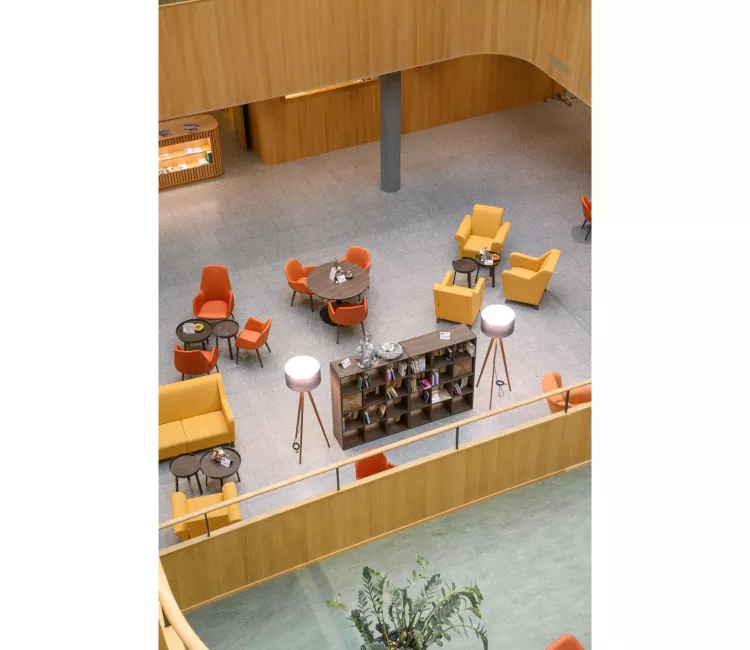 Moments Furniture_EMS St. Bernhard Wettingen